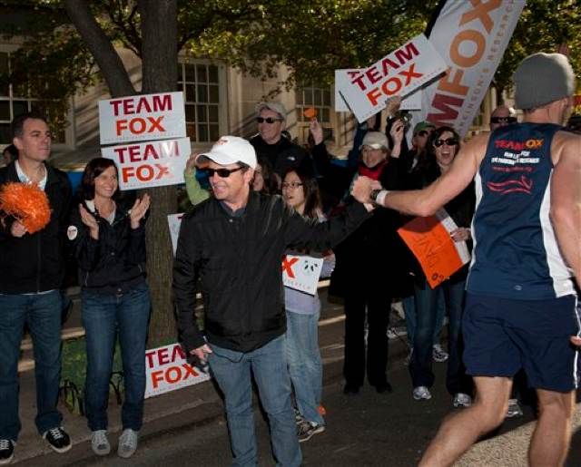 Michael J. Fox cheers runners running for Team Fox